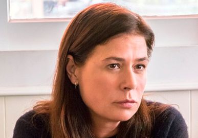 Atriz de <I>Plantão Médico</i> sofre acidente enquanto andava de bicicleta em Los Angeles