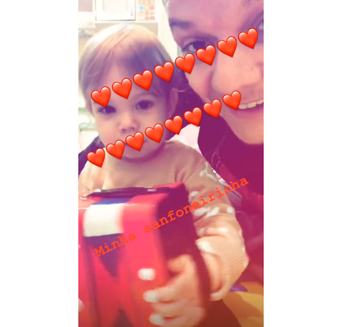 Michel Teló compartilha vídeo da filha tocando sanfona e se emociona: <i>- Minha sanfoneirinha</i>