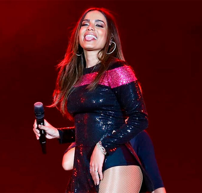 Em menos de 24 horas, Anitta dá esporro em <I>show</I> e lança prévia de nova música