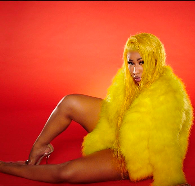 Em clipe, Nicki Minaj transforma ex-namorados em fantoches; assista!