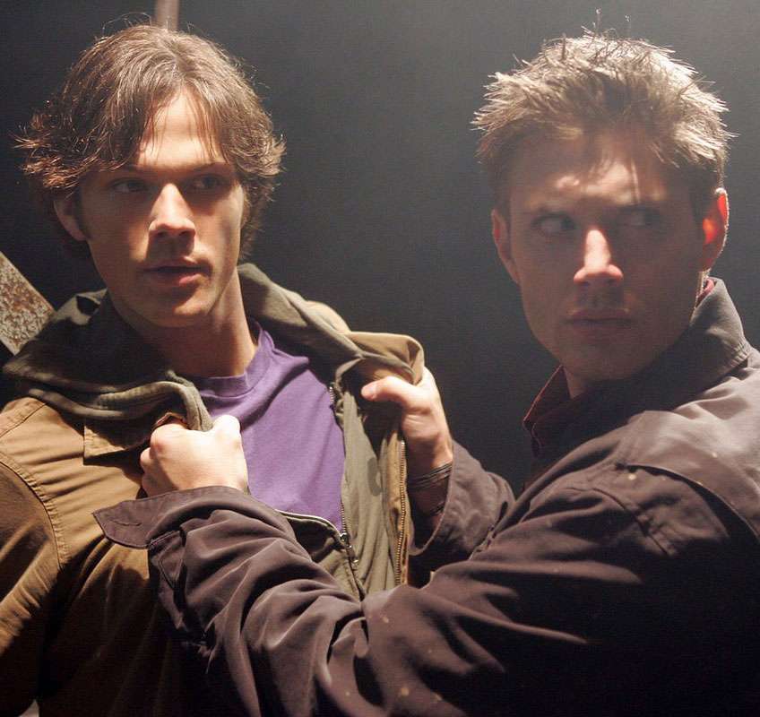 Compare os atores de Supernatural no começo da carreira e atualmente! Estrelando Compare os atores de Supernatural no começo da carreira e atualmente! Estrelando