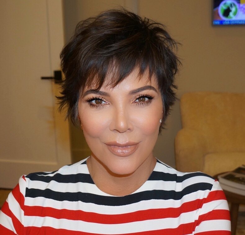 Kris Jenner revela ter feito o parto de Kylie Jenner, assista!