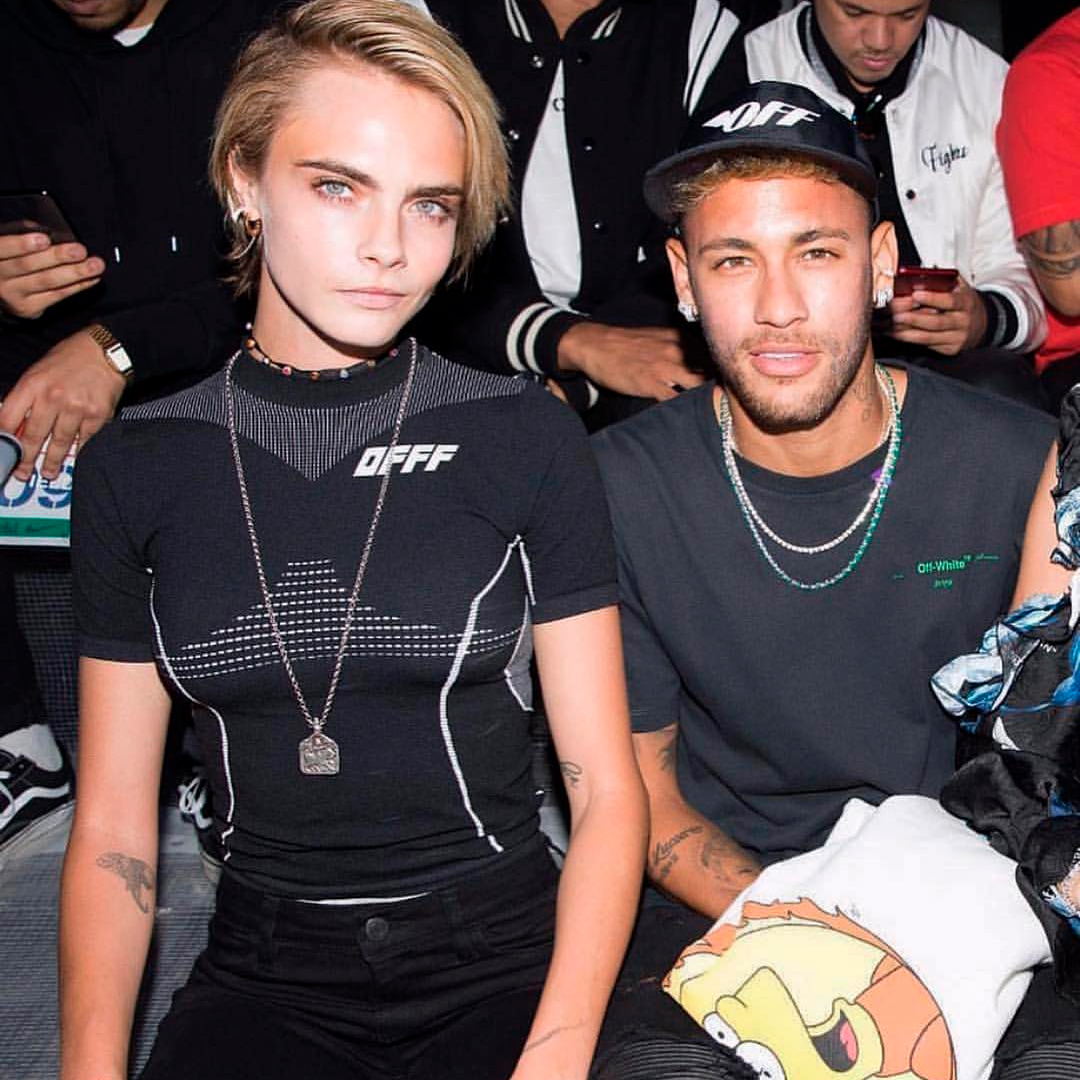 Grife gringa corta Bruna Marquezine de foto com Neymar e fãs brasileiros apontam <I>inveja</i>