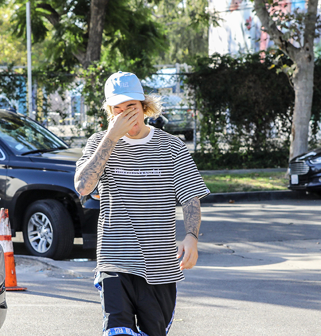 Justin Bieber é visto chorando após Selena Gomez ser internada