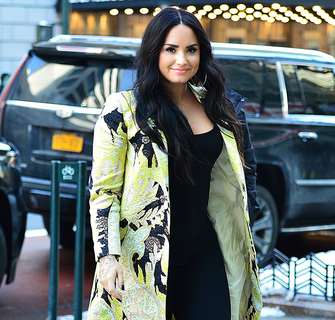 Após reabilitação, Demi Lovato volta ao <i>Instagram</i>; veja o que ela postou!