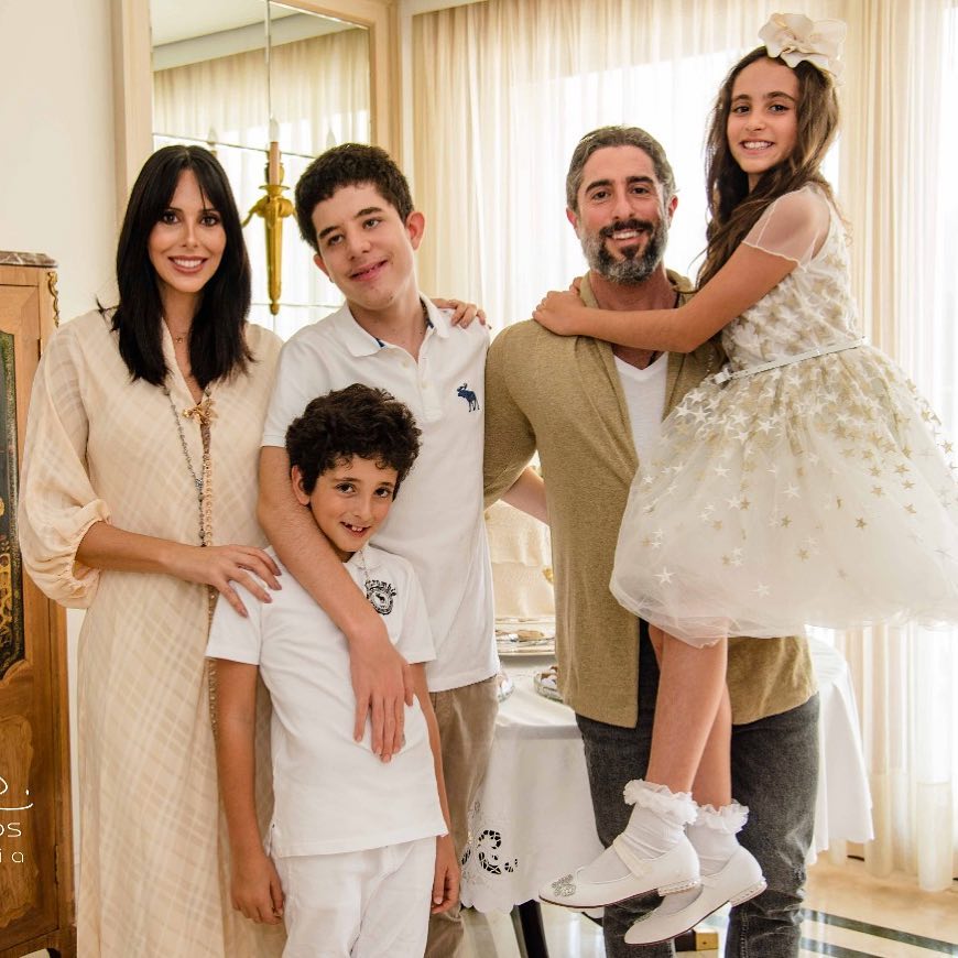 Marcos Mion e Suzana Gullo celebram primeira comunhão dos filhos, confira!