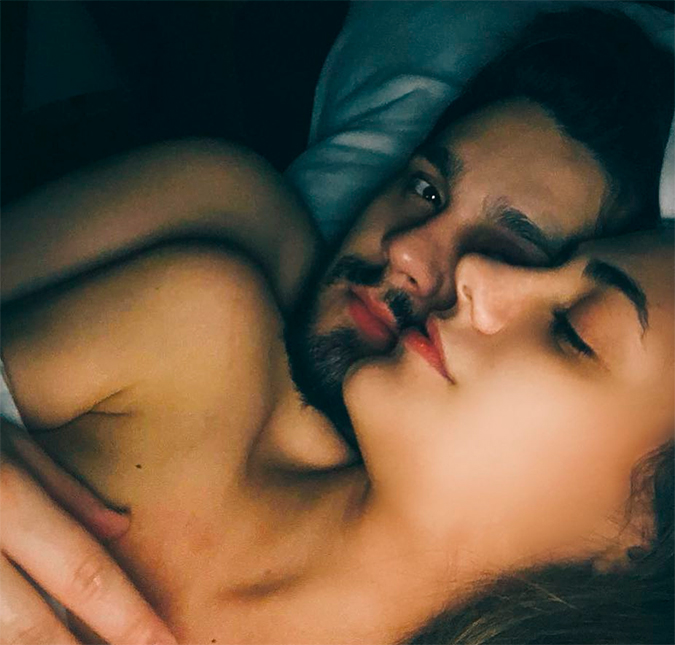 Luan Santana surpreende fãs e posta foto de conchinha com namorada, confira o clique!