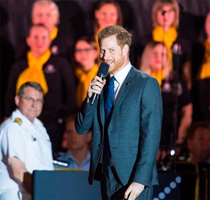 Príncipe Harry fala sobre gravidez de Meghan Markle em evento oficial