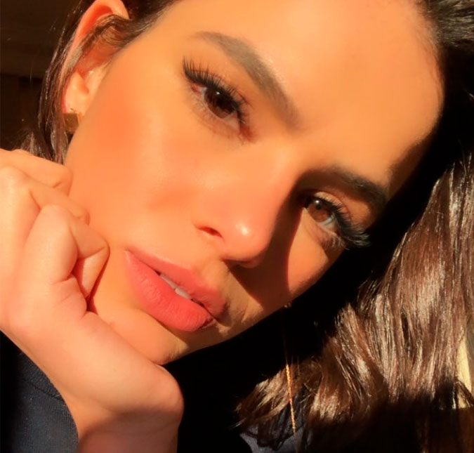 Em festa de Izabel Goulart em Noronha, Bruna Marquezine canta com Manu Gavassi, veja!