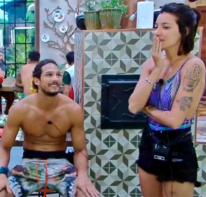 Gabi Prado afirma ter transado com João Zoli em <i>A Fazenda</i>: <i>Vou sair daqui sem família</i>