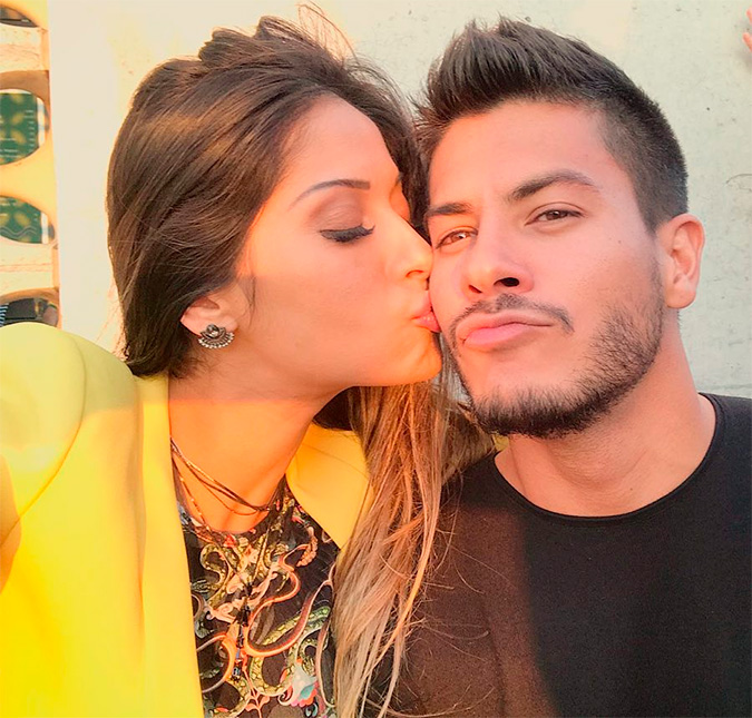 Mayra Cardi elogia Arthur Aguiar em rotina pesada com Sophia