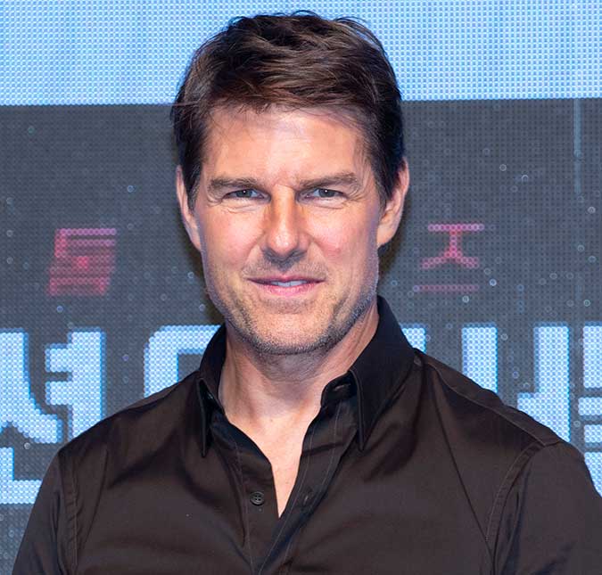 Obsessão de Tom Cruise pela Cientologia pode estar relacionada a lesão no cérebro, diz <i>site</i>