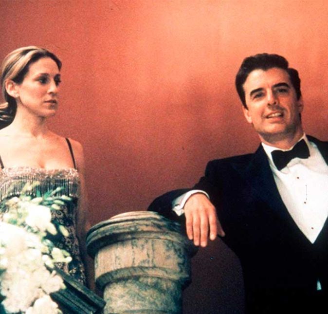 O bad boy mais charmoso da série, Mr. Big, que foi interpretado por Chris Noth, nascido em 13 de novembro de 1954, foi inspirado em uma pessoa real. Candace Bushnell, escritora do livro que originou a produção pra TV, revelou que ela se baseou em Ron Galotti, editor de revistas famoso nos Estados Unidos. O bad boy mais charmoso da série, Mr. Big, que foi interpretado por Chris Noth, nascido em 13 de novembro de 1954, foi inspirado em uma pessoa real. Candace Bushnell, escritora do livro que originou a produção pra TV, revelou que ela se baseou em Ron Galotti, editor de revistas famoso nos Estados Unidos.
