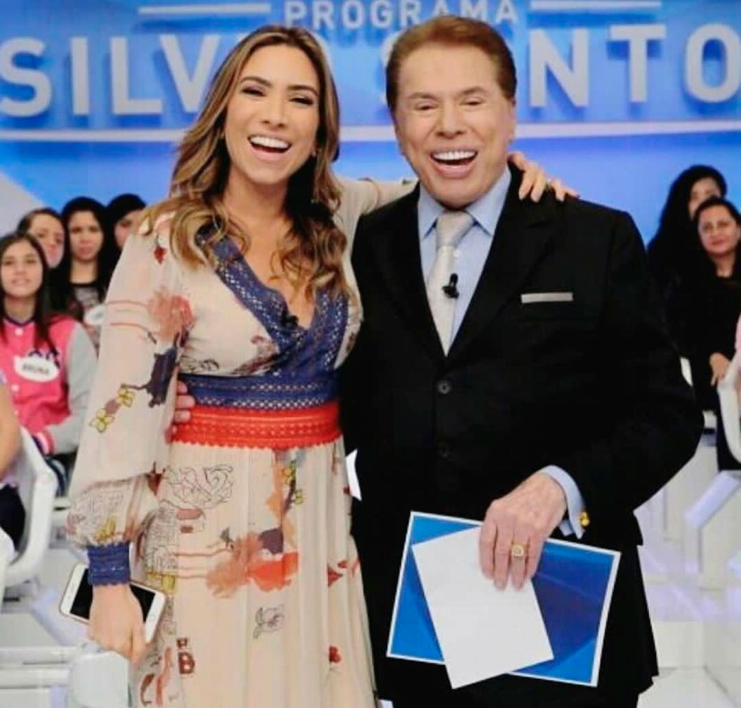 Patricia Abravanel comenta polêmicas de Silvio Santos:-<i> Fico nervosa pelas besteiras que ele tem falado</i>