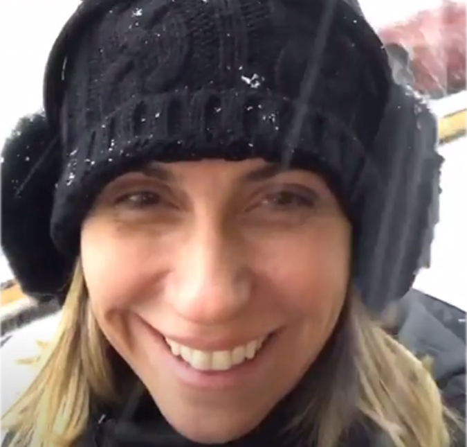 Giovanna Antonelli compartilha vídeo se emocionando ao ver a neve