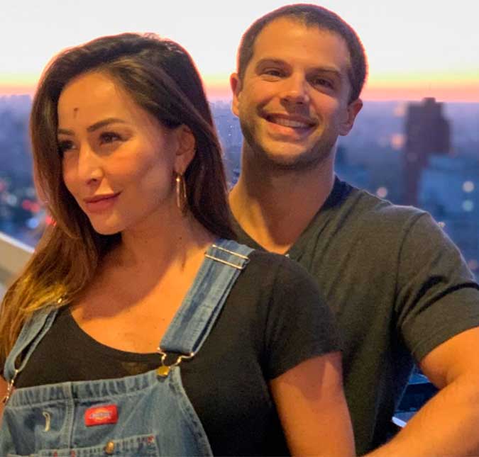 Prestes a dar à luz, Sabrina Sato se exercita e curte churrasco com Duda Nagle: <i>O último antes da Zoe</i>