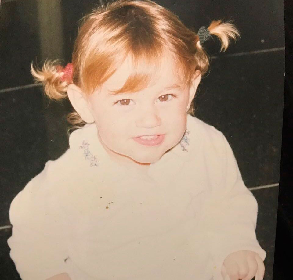 Xuxa Meneghel posta foto de Sasha criança e confessa saudades da filha