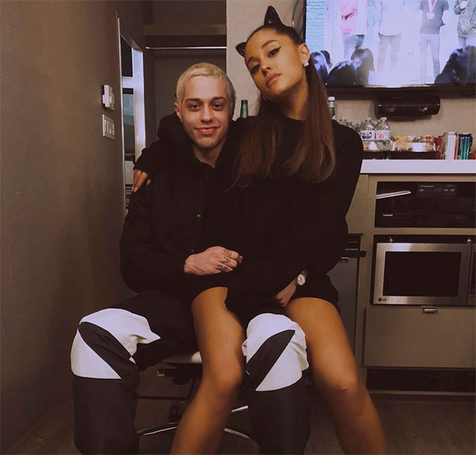 Ex de Ariana Grande faz desabafo sobre suicídio e cantora se pronuncia nas redes sociais