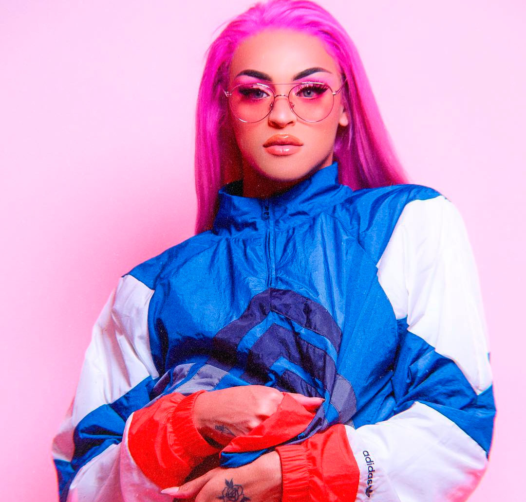 Pabllo Vittar fica na frente de Sabrina Sato e Giovanna Ewbank em lista das mulheres mais <i>sexy</I> do ano