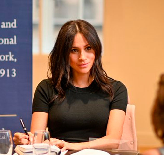 Meghan Markle fala sobre empoderamento feminino na educação durante visita à Universidade Londrina