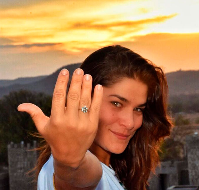 Priscila Fantin é pedida em casamento com aliança desenhada pelo amado, Bruno Lopes