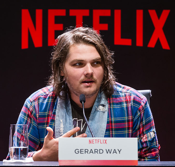 Gerard Way, líder do <i>My Chemical Romance</i>, fala sobre sua série de herói da <i>Netflix, The Umbrella Academy</i>