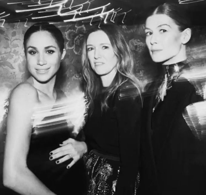 Meghan Markle vai a evento e quebra mais um protocolo real