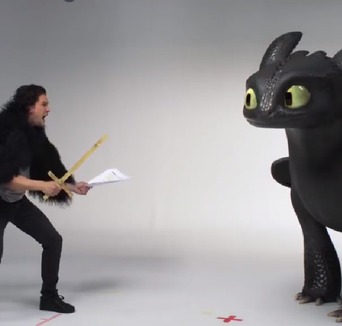 Jon Snow aparece com Banguela em um vídeo no <i>Instagram</i>