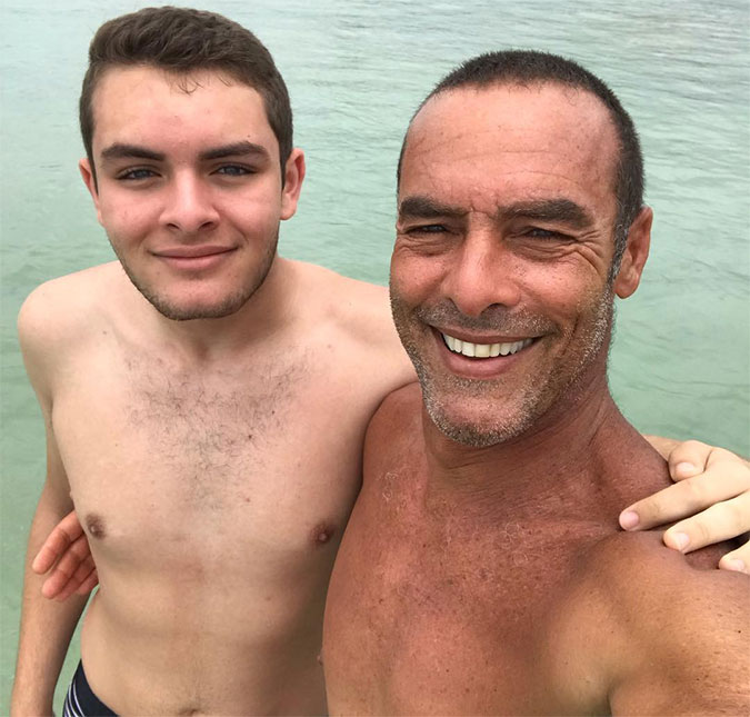 Paulo Zulu curte praia com o filho: <i>Tudo de bom</i>