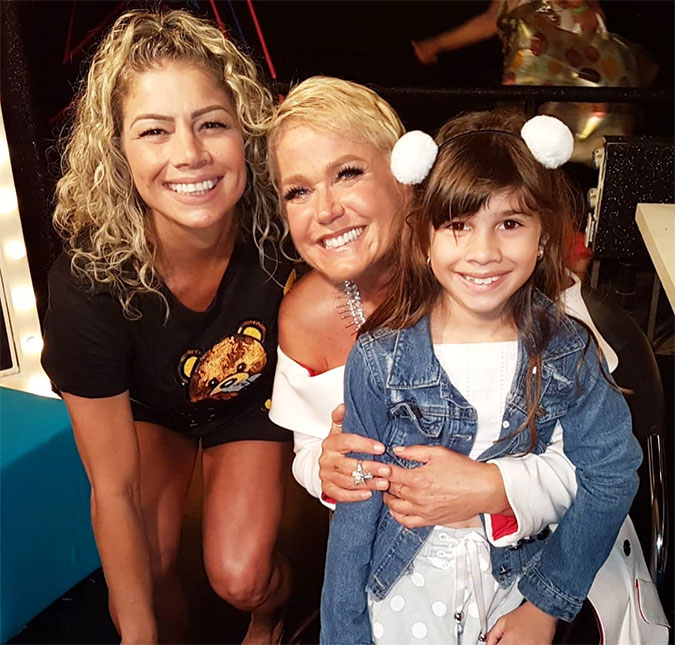 Catia Paganote leva a filha, Valentina, para conhecer Xuxa, confira as fotos!