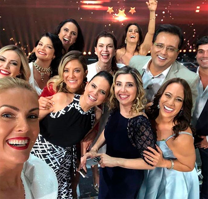 No <I>Família Record</I>, Ana Hickmann entrega um dos melhores presentes e amiga secreta de Ticiane Ribeiro era marmelada