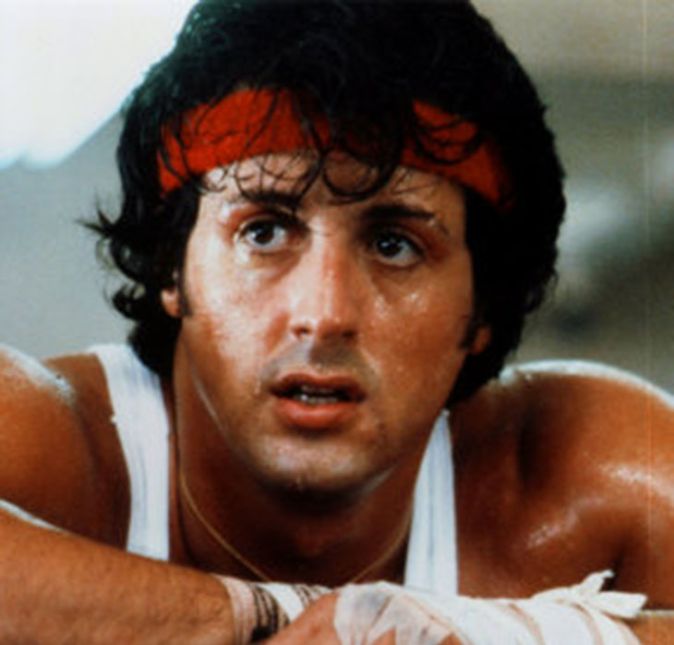 Rocky, nesta época ainda um pequeno boxeador, entra na competição mundial dos pesos pesados, que está marcada para o dia de Ano Novo de 1976. No fim das contas, sua luta durará 15 rounds.