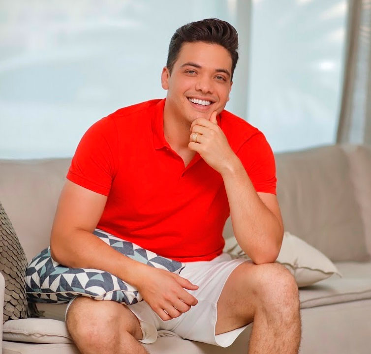 Wesley Safadão estaria conversando com a <I>Globo</I> para assumir o <i>Só Toca Top</I>