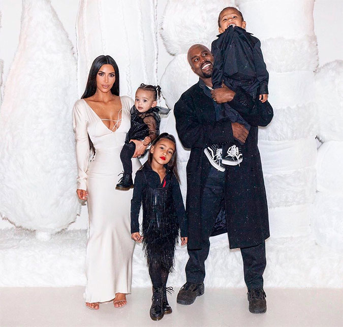 Filhos de Kim Kardashian fingiram que ela estava morta para assustar Kanye West, entenda!