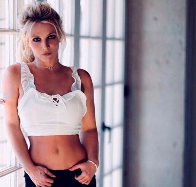 Britney Spears cancela <I>shows</I> para ficar ao lado do pai, que quase morreu por doença