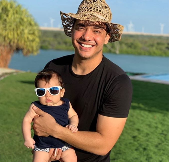 Wesley Safadão posta foto com o filho caçula