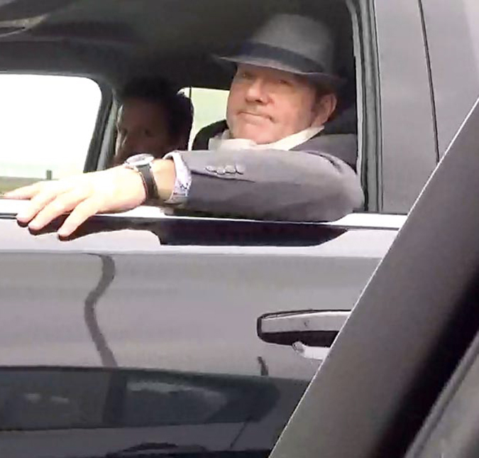 Após audiência, Kevin Spacey é autuado por excesso de velocidade nos Estados Unidos