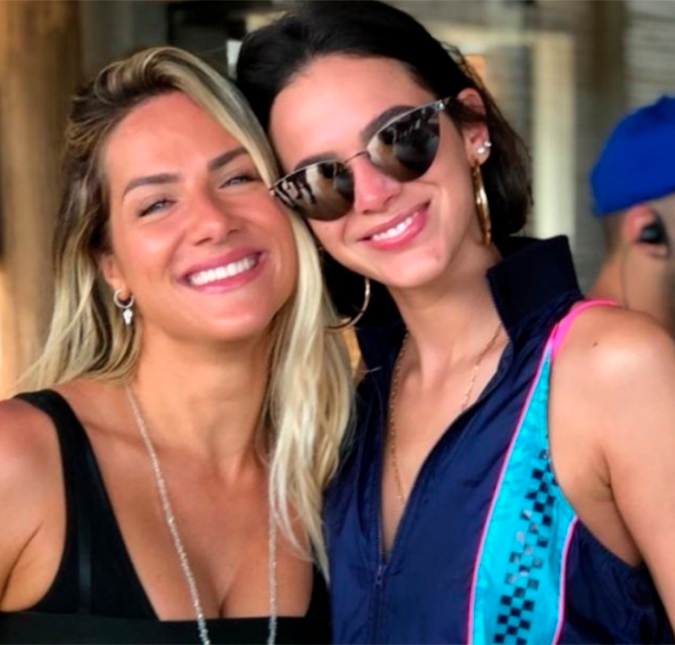 Em festa de Giovanna Ewbank, Bruna Marquezine coloca bumbum pro alto e rebola com Luísa Sonza
