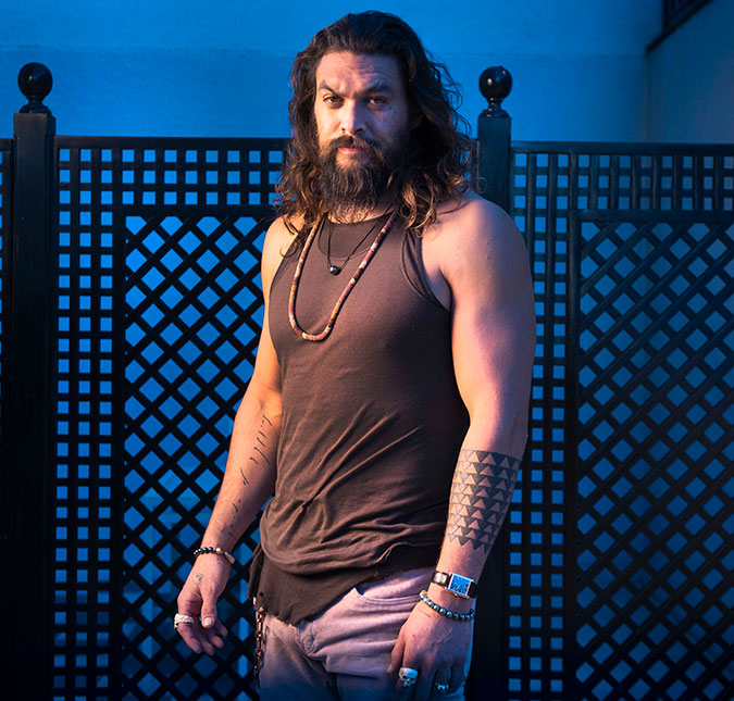 Em vídeo supostamente manipulado, Jason Momoa se envolve em polêmica com assédio