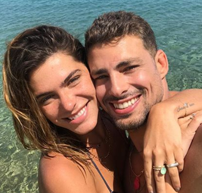 Cauã Reymond comenta em foto sobre sexo de Mariana Goldfarb