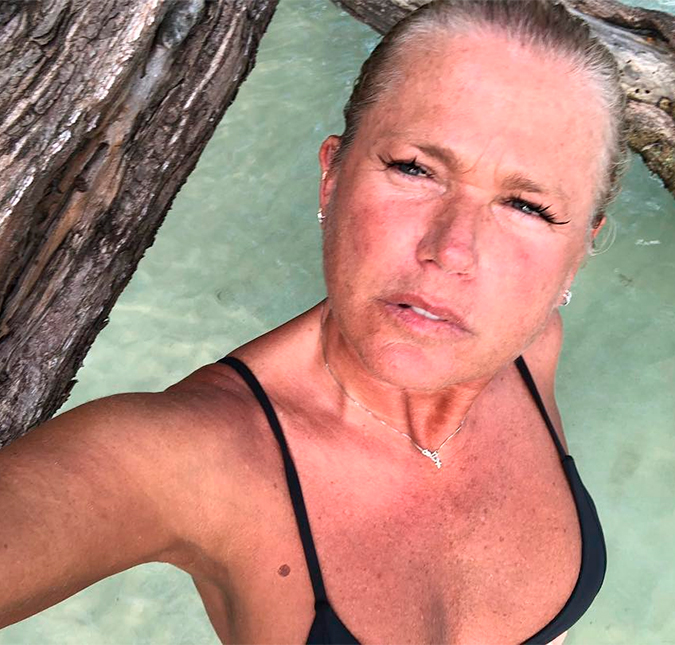 Após ser criticada por <i>selfie</i> sem maquiagem, famosas saem em defesa de Xuxa