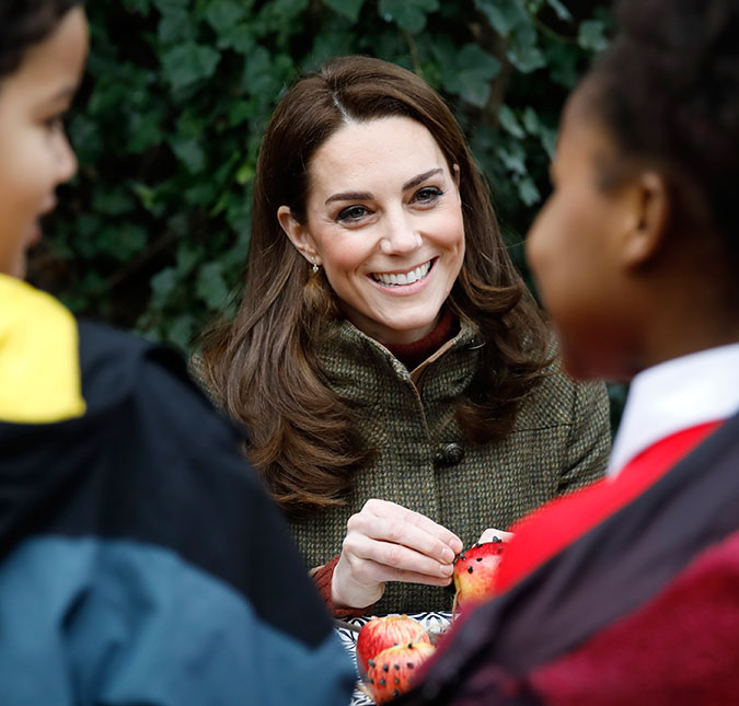 Menina pergunta à Kate Middleton se a Rainha Elizabeth já comeu pizza, veja o que ela respondeu!