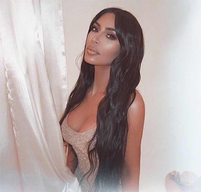 Kim Kardashian confirma gestação por barriga de aluguel e sexo do quarto filho