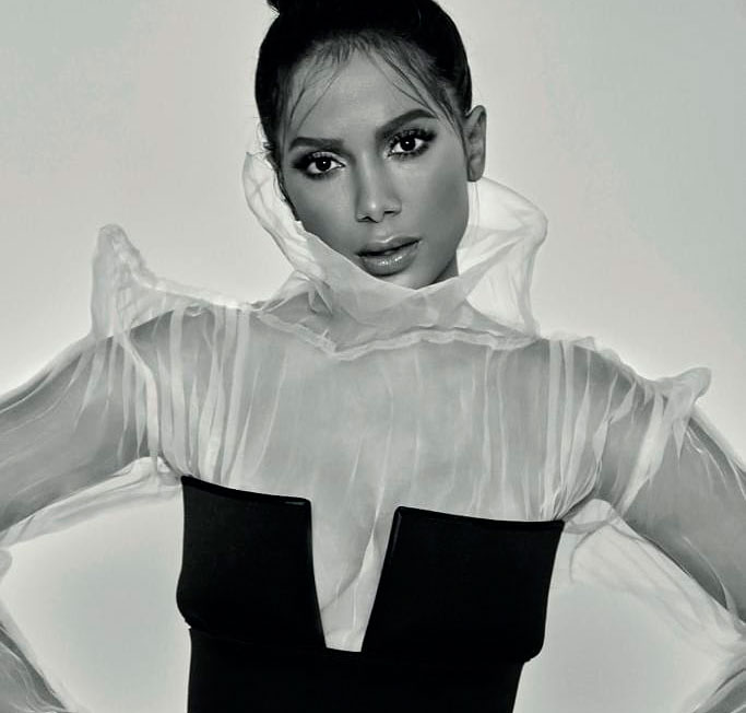 Vazam informações do novo álbum de Anitta, que chama <I>Game Over</I> e conta com parceria com Snoop Dogg