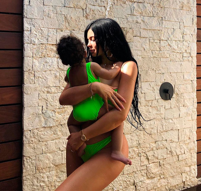 Kylie Jenner gasta mais de 370 mil reais em festa para Stormi, diz revista