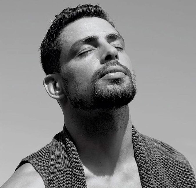 Irmão de Cauã Reymond posta vídeo emocionante ao falar da morte da mãe