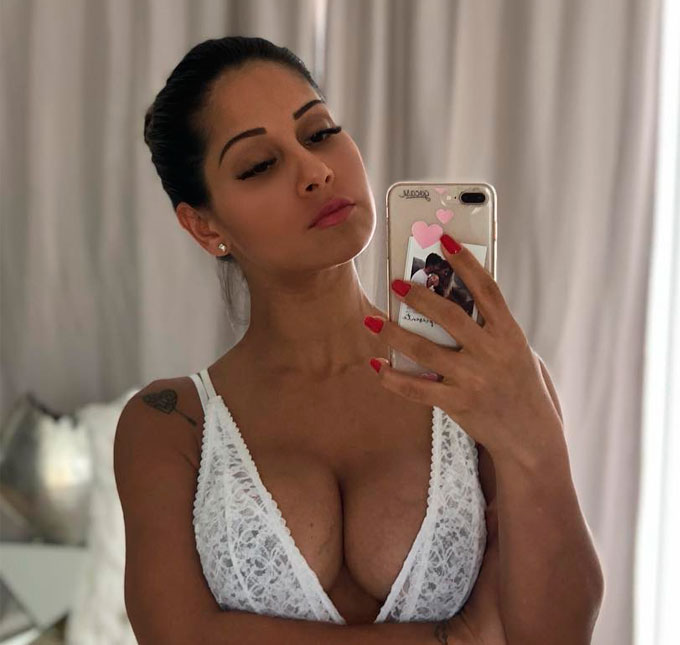 Casa de Mayra Cardi alaga após temporal no Rio de Janeiro: <i>- Acabamos de perder alguns móveis</i>