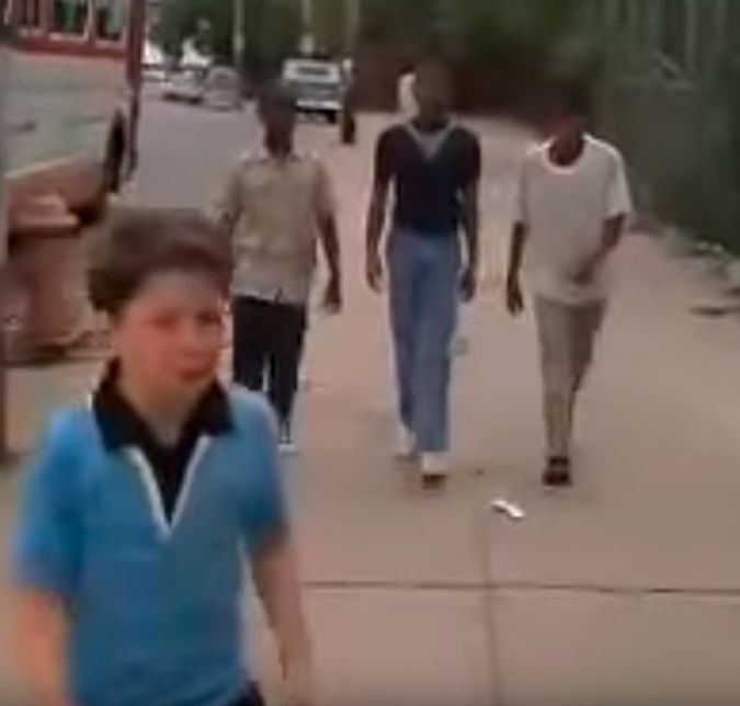 E ele começou em grande estilo, em uma série que até hoje é considerada como uma das melhores de todos os tempos: Família Soprano. Ele teve uma participação de poucos segundos em um episódio, e já pulou para outra ponta em série de sucesso estrondoso...