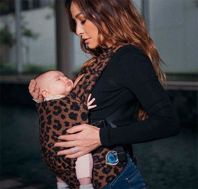 Sabrina Sato fala sobre amamentação da filha: <i>- Às vezes me sinto até meio fraca</i>