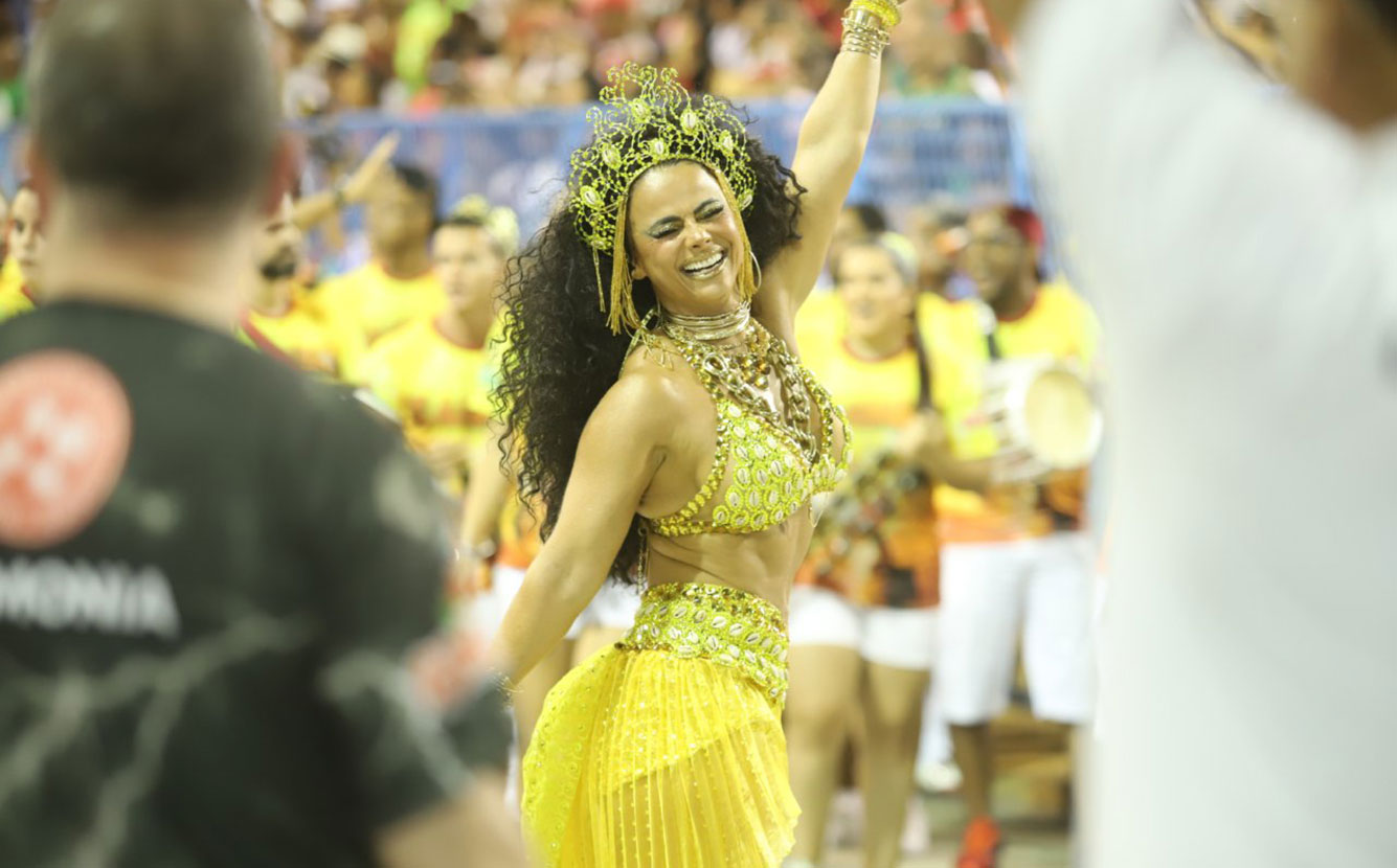 Viviane Araújo, Thaila Ayala e mais famosas arrasam em ensaio técnico do Carnaval, confira fotos!